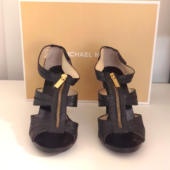 Michael Kors, Black crocodile straps dressy heels. Size 8.5 M - Picture 1 of 3